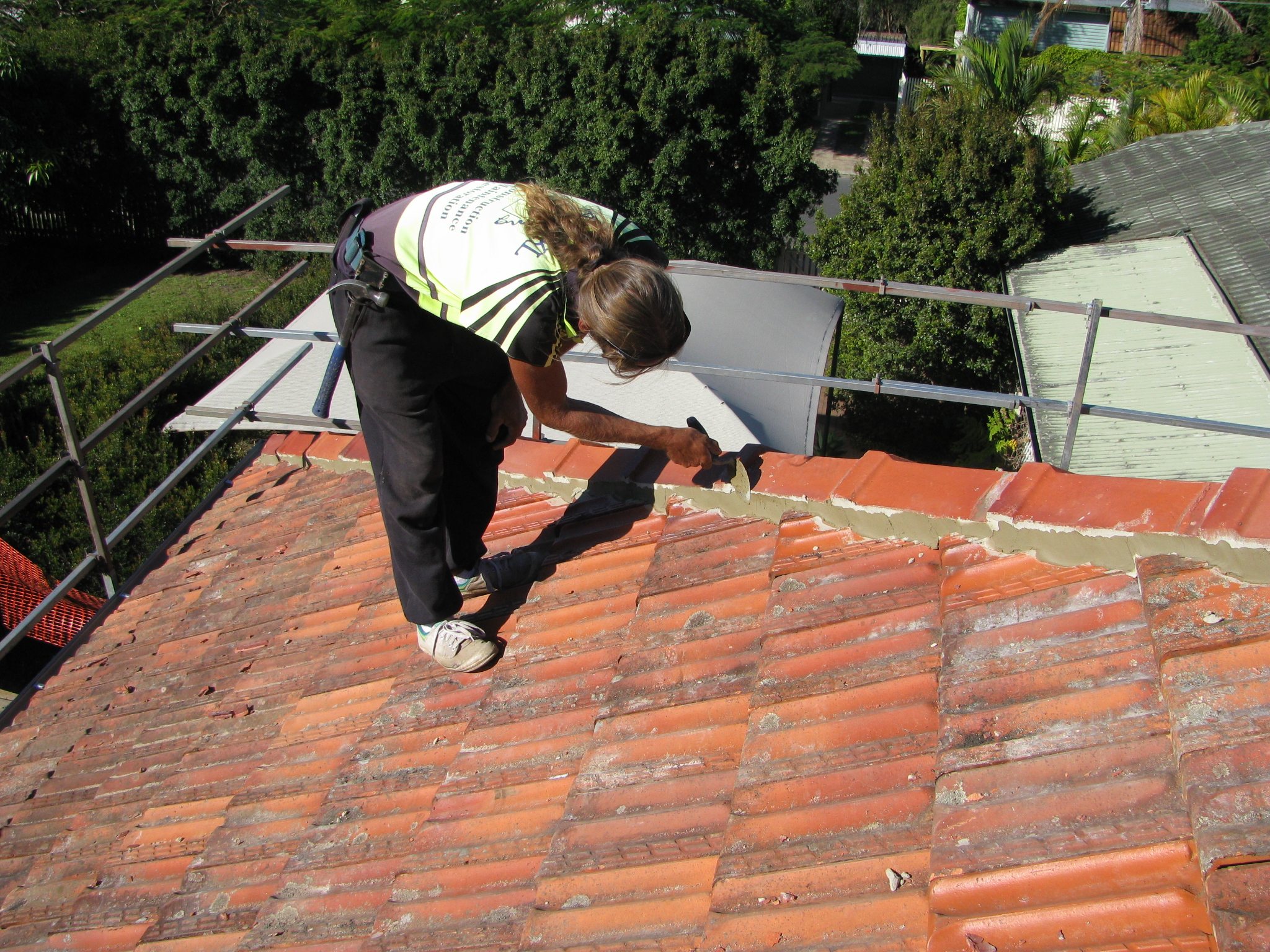 how to repair ridge capping on tiled roof